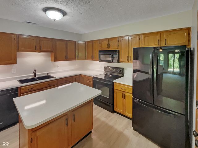 6430 Cotton Bay Drive N, Indianapolis, IN 46254