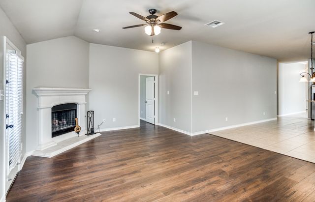 1404 Pillar Bluff Way, Mckinney, TX 75072