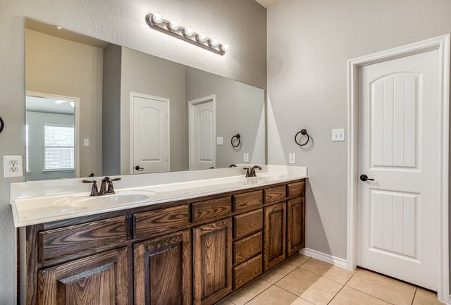 1404 Pillar Bluff Way, Mckinney, TX 75072