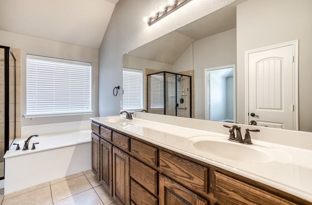 1404 Pillar Bluff Way, Mckinney, TX 75072