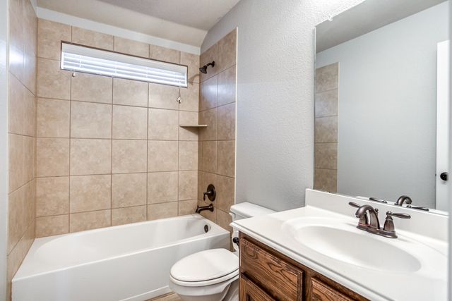 1404 Pillar Bluff Way, Mckinney, TX 75072