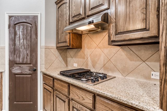 1404 Pillar Bluff Way, Mckinney, TX 75072