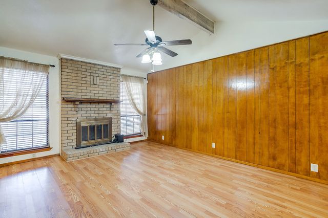 3031 Las Vegas Trail, Fort Worth, TX 76116