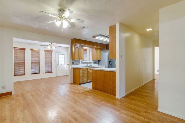 3031 Las Vegas Trail, Fort Worth, TX 76116