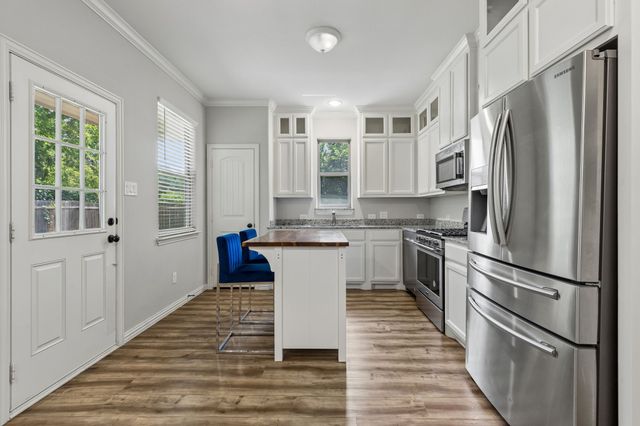 1109 Moore Street, Mckinney, TX 75069