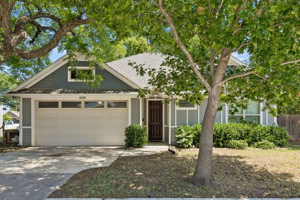 1109 Moore Street, Mckinney, TX 75069