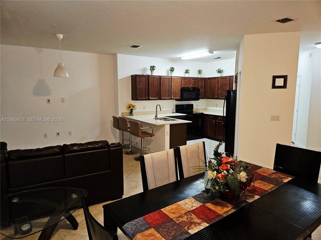 290 NW 109th Ave 107, Miami, FL 33172