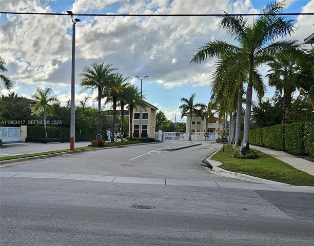 290 NW 109th Ave 107, Miami, FL 33172