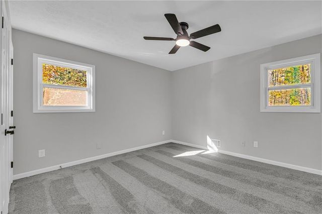 6956 Kimberland Gardens Lane, Lithonia, GA 30058