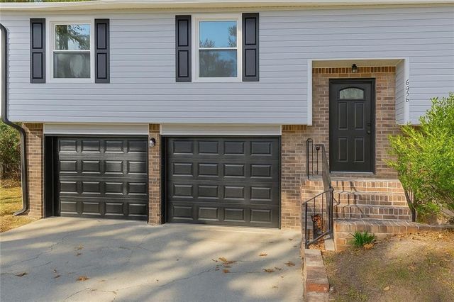 6956 Kimberland Gardens Lane, Lithonia, GA 30058