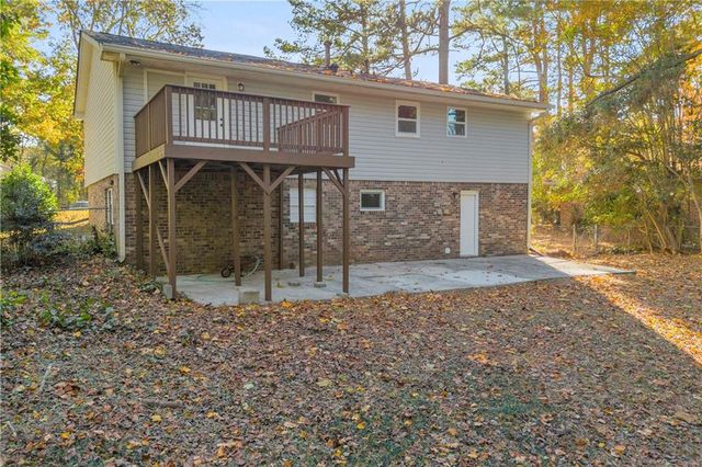 6956 Kimberland Gardens Lane, Lithonia, GA 30058