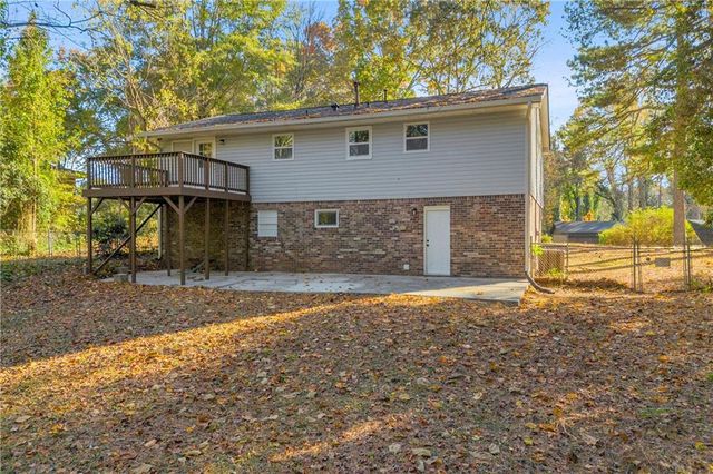 6956 Kimberland Gardens Lane, Lithonia, GA 30058