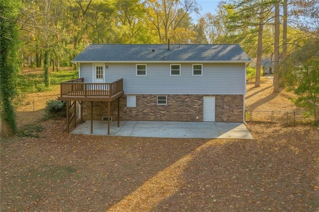 6956 Kimberland Gardens Lane, Lithonia, GA 30058