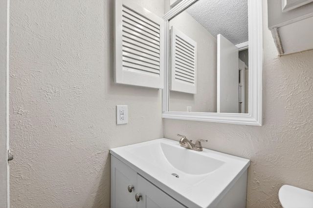 9825 Walnut Street 306, Dallas, TX 75243
