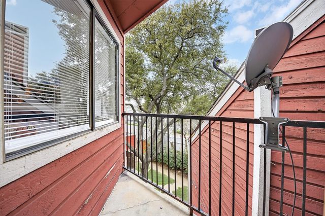 9825 Walnut Street 306, Dallas, TX 75243