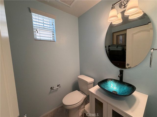 850 E Mountain Way C, Azusa, CA 91702