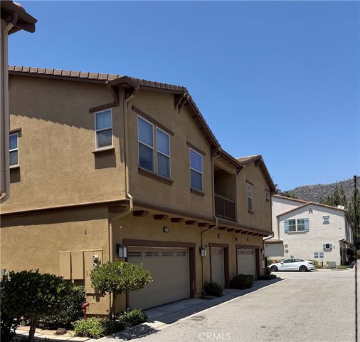850 E Mountain Way C, Azusa, CA 91702