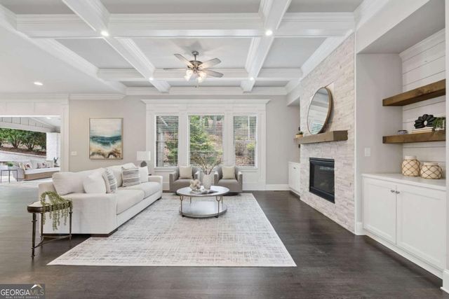 5055 Pointer Ridge, Flowery Branch, GA 30542