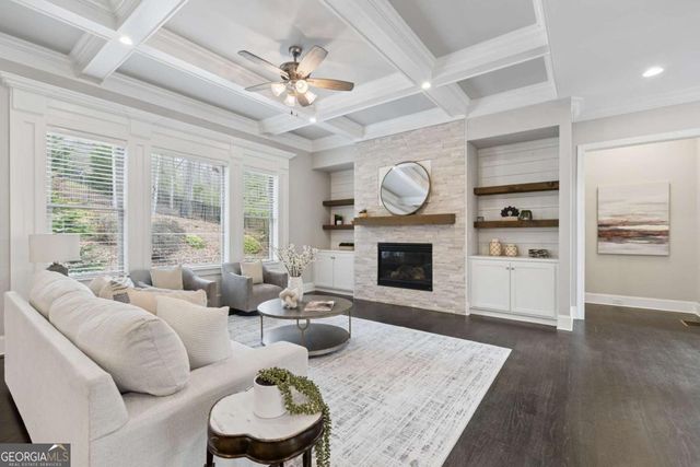 5055 Pointer Ridge, Flowery Branch, GA 30542