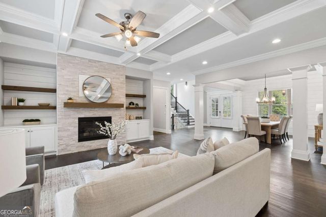 5055 Pointer Ridge, Flowery Branch, GA 30542