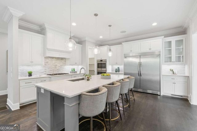 5055 Pointer Ridge, Flowery Branch, GA 30542