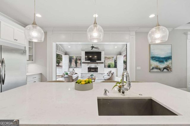 5055 Pointer Ridge, Flowery Branch, GA 30542