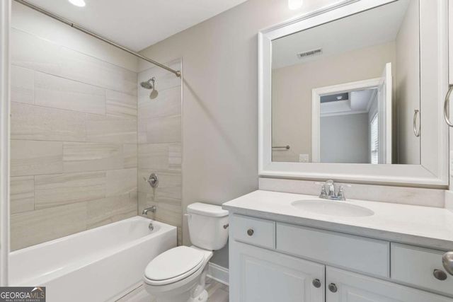 5055 Pointer Ridge, Flowery Branch, GA 30542