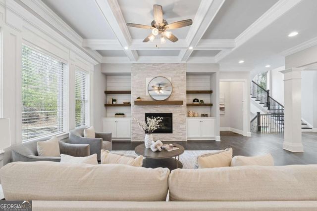 5055 Pointer Ridge, Flowery Branch, GA 30542