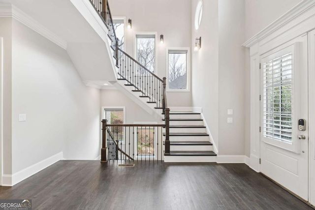 5055 Pointer Ridge, Flowery Branch, GA 30542