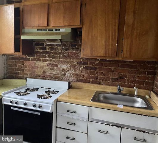 747 E 36TH ST, Baltimore, MD 21218