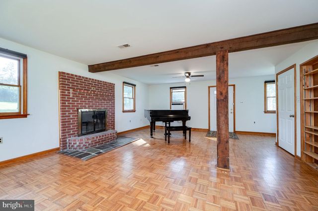 316 RIVER RD, Collegeville, PA 19426