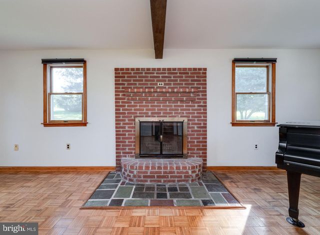 316 RIVER RD, Collegeville, PA 19426