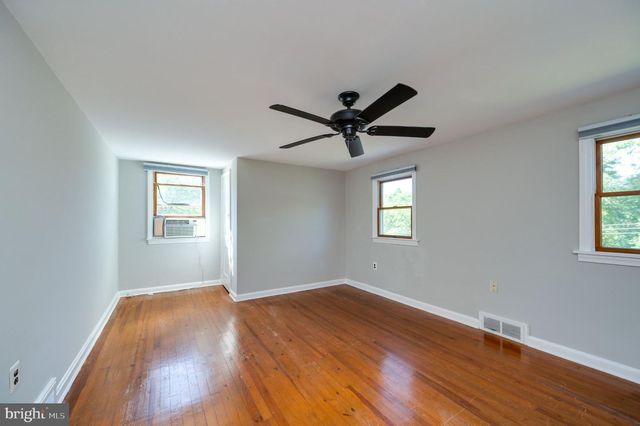 316 RIVER RD, Collegeville, PA 19426