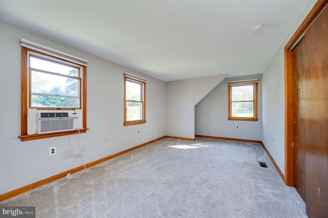 316 RIVER RD, Collegeville, PA 19426