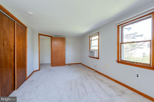 316 RIVER RD, Collegeville, PA 19426