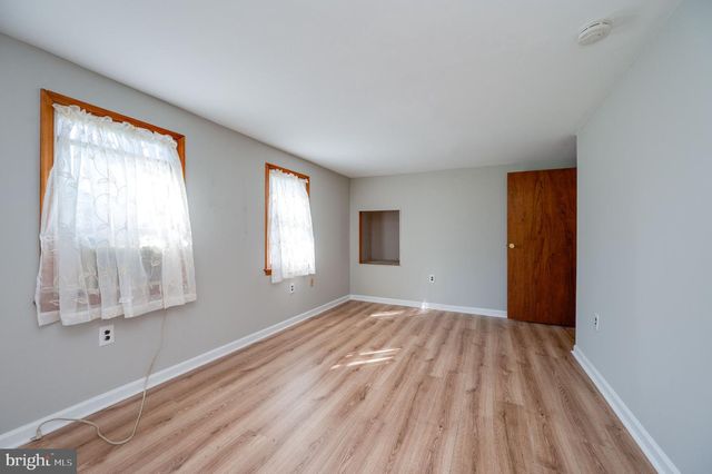 316 RIVER RD, Collegeville, PA 19426