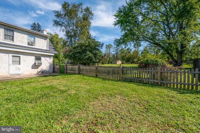 316 RIVER RD, Collegeville, PA 19426