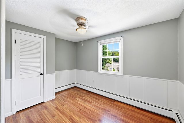 1056 North West St, Agawam, MA 01001