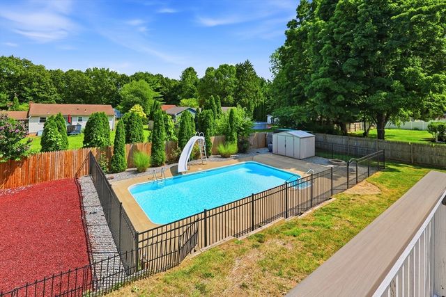 1056 North West St, Agawam, MA 01001