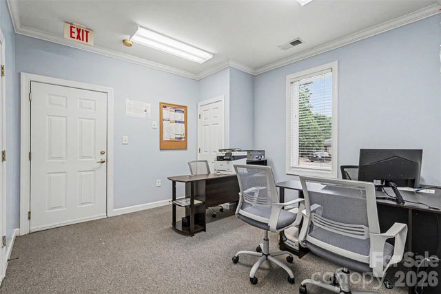 1913 J N Pease Place 201, Charlotte, NC 28262