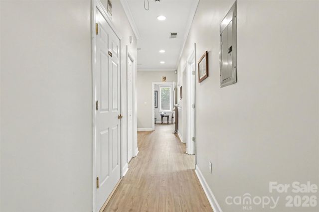 1913 J N Pease Place 201, Charlotte, NC 28262
