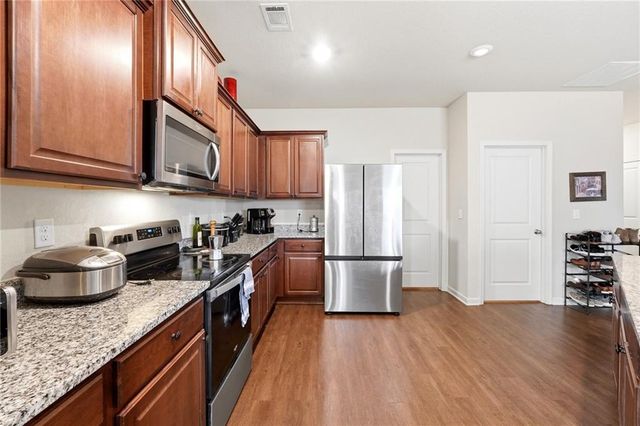 176 Innis Brook Circle, Cartersville, GA 30120