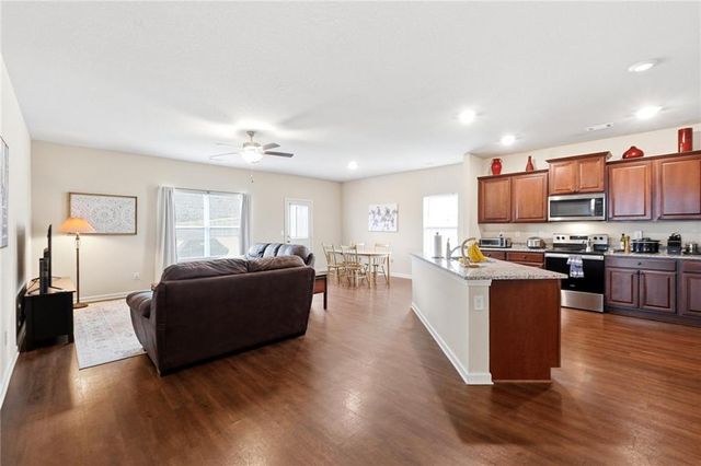 176 Innis Brook Circle, Cartersville, GA 30120