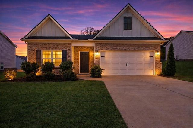 176 Innis Brook Circle, Cartersville, GA 30120