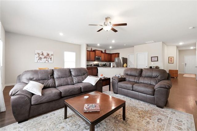 176 Innis Brook Circle, Cartersville, GA 30120