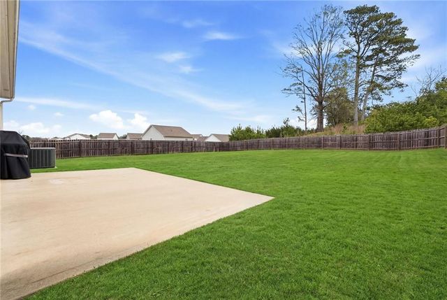 176 Innis Brook Circle, Cartersville, GA 30120