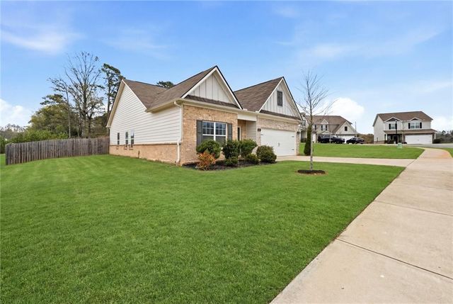 176 Innis Brook Circle, Cartersville, GA 30120