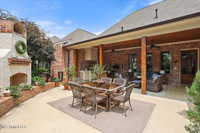 181 Ironwood Plantation Boulevard, Madison, MS 39110