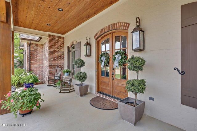 181 Ironwood Plantation Boulevard, Madison, MS 39110