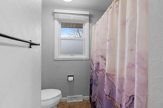 543 DELWICHE ROAD, Green Bay, WI 54302